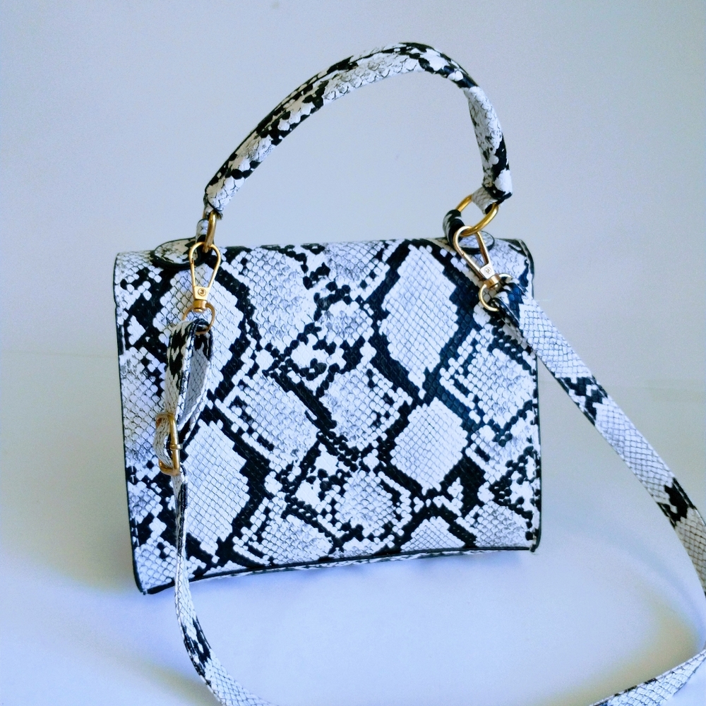 BUNDLE+2 Shein Crossbody Bag/Belt bag - Picture 6 of 10